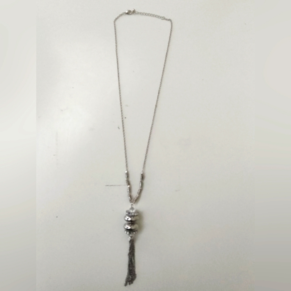 Tassels Silver Chain Necklace - Picture 3 of 6